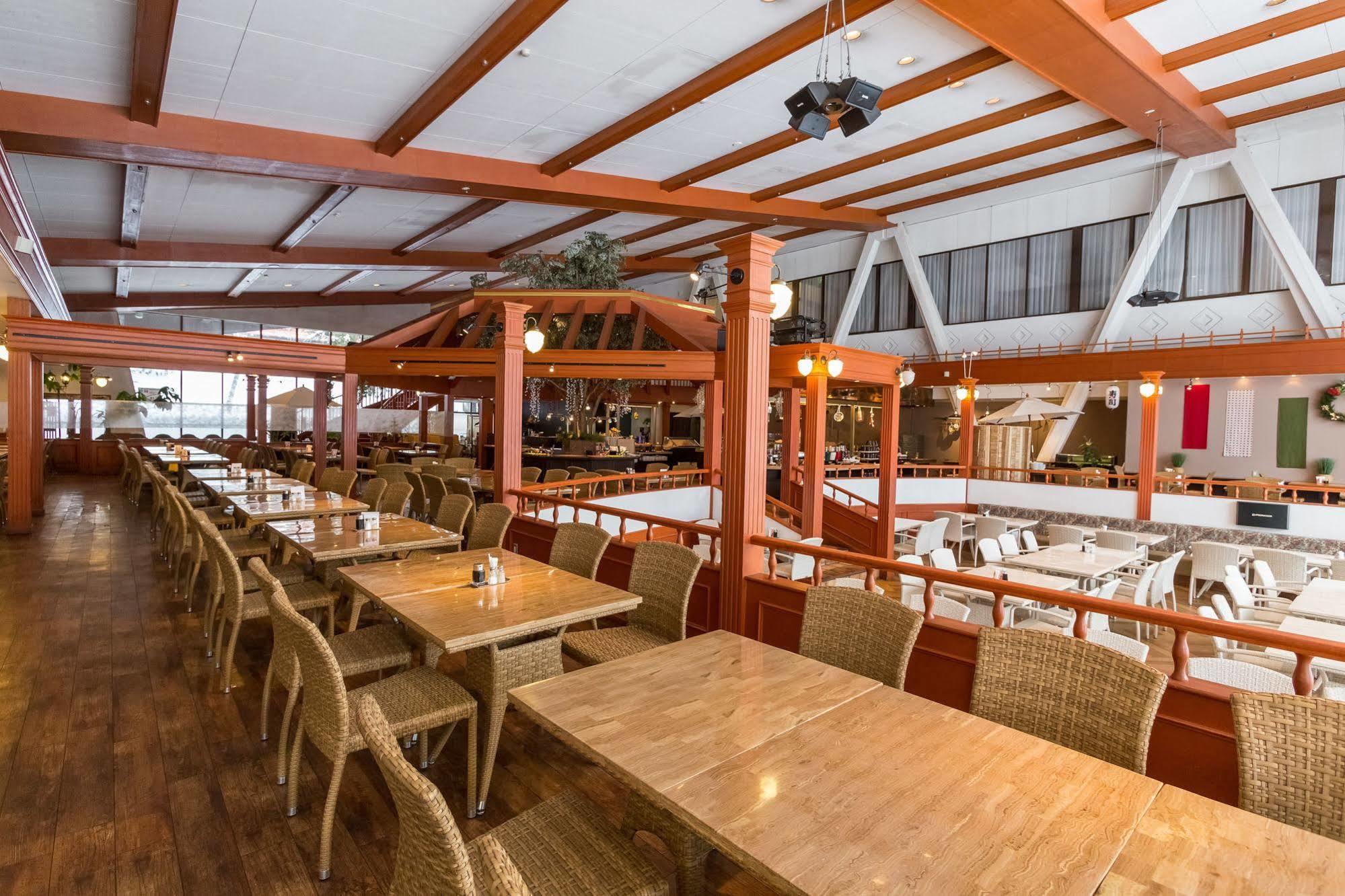 酒店 Kusatsu Onsen Village 4*