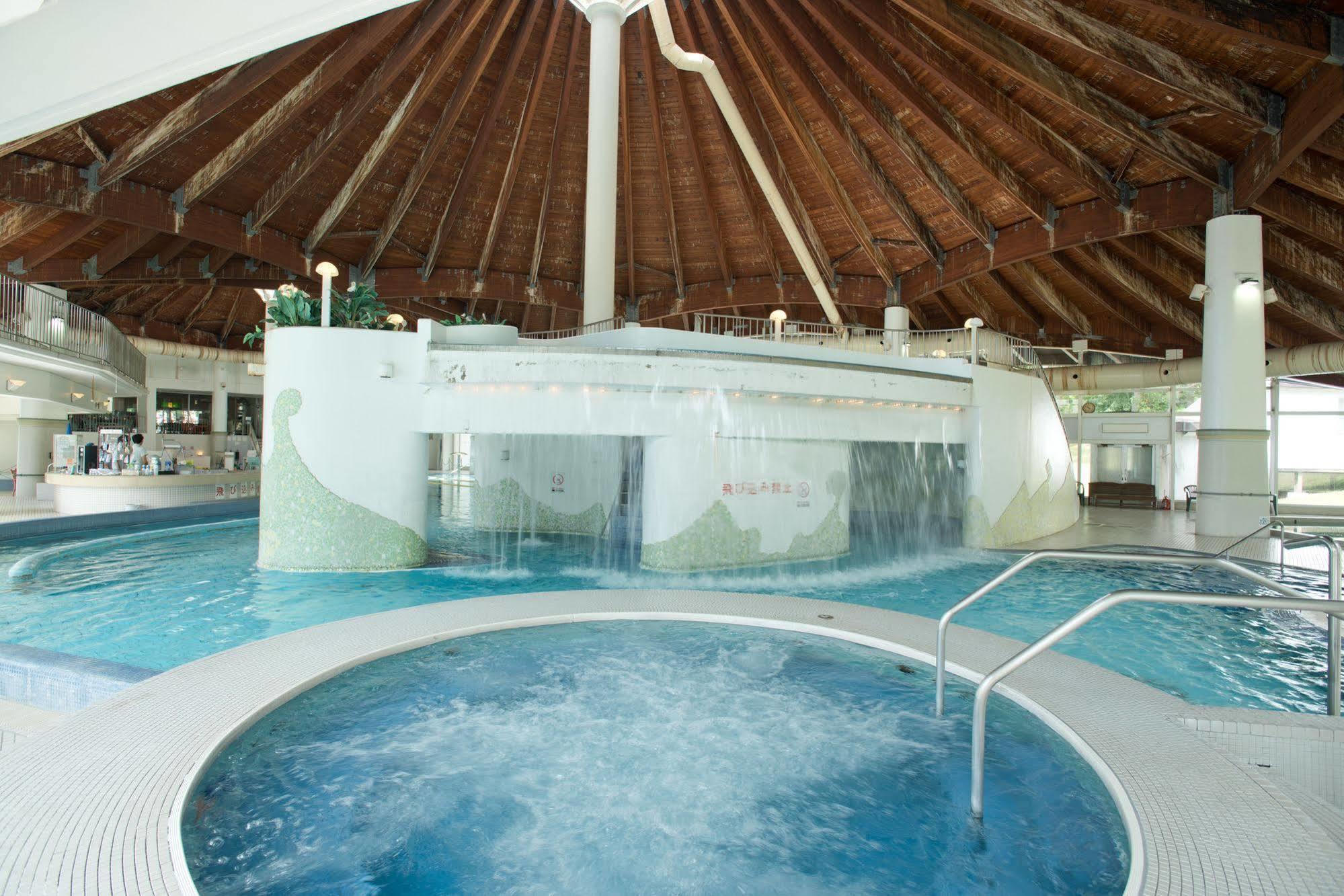 Kusatsu Onsen Village 酒店 4*