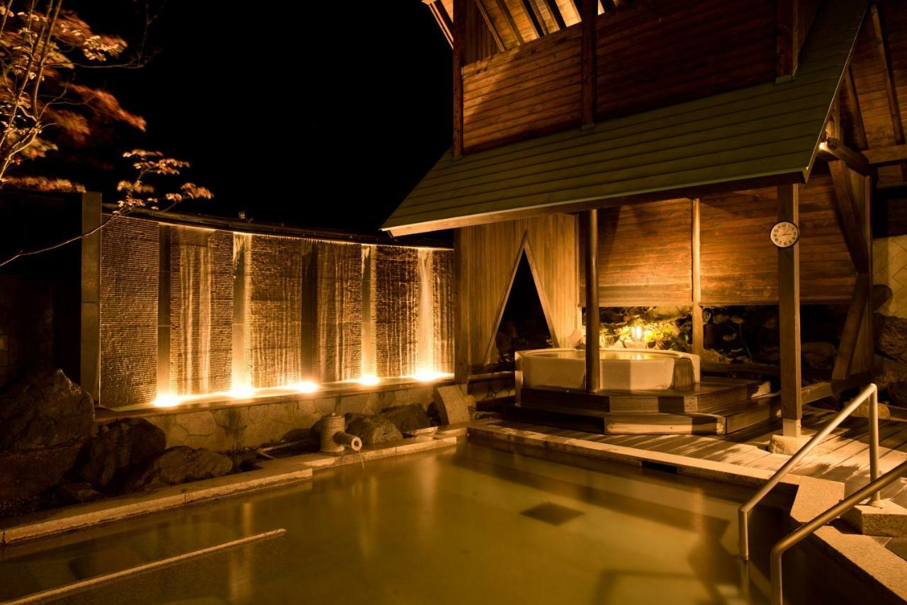 Kusatsu Onsen Village 酒店 4*